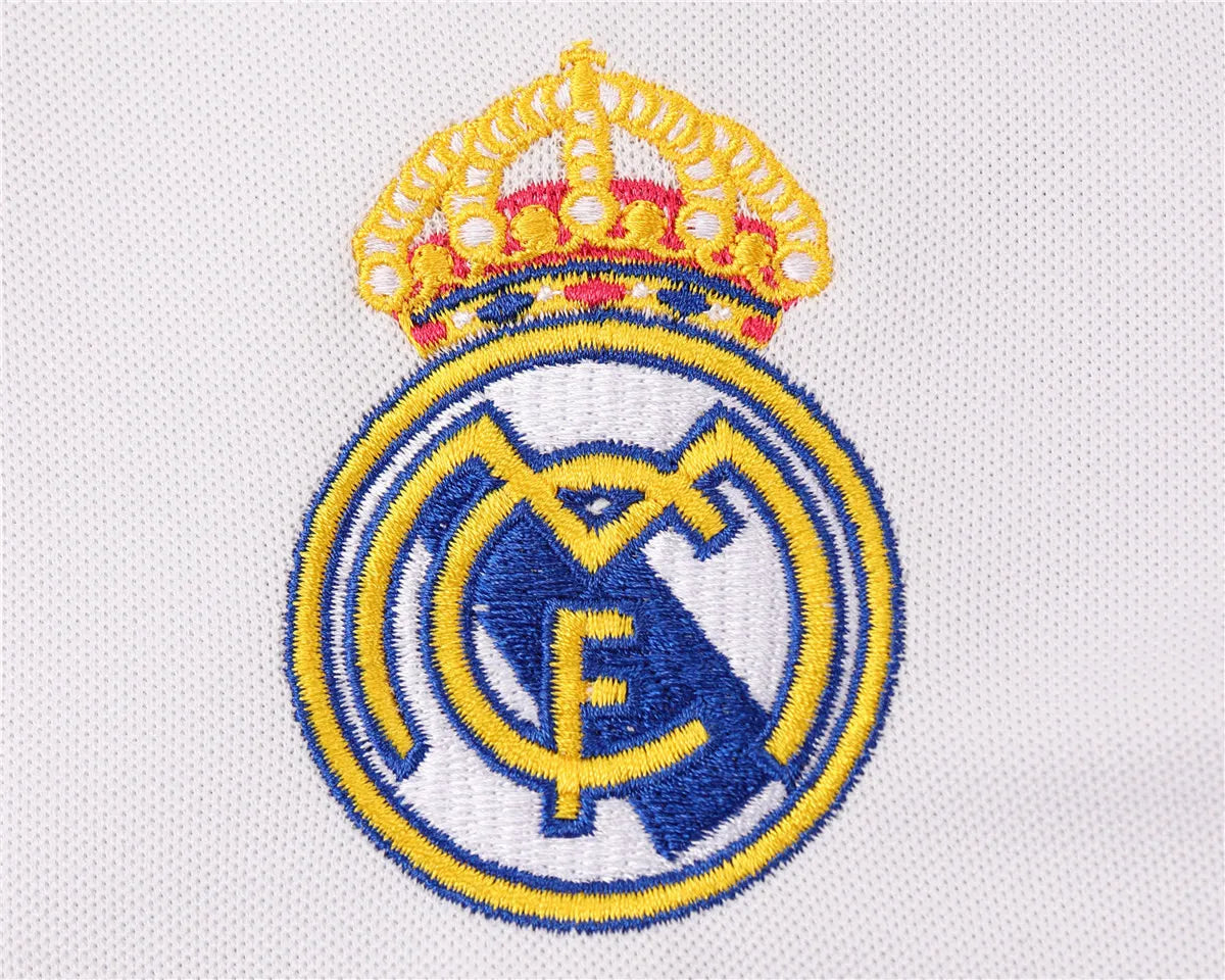 Kit Infantil Retro Real Madrid 2016/17 Home